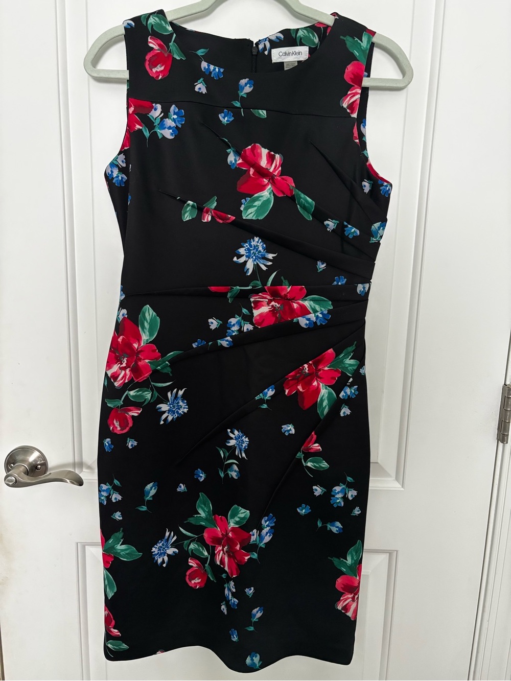 Calvin Klein Floral Print Scuba Sleeveless Sheath Dress Black & Red Size 8